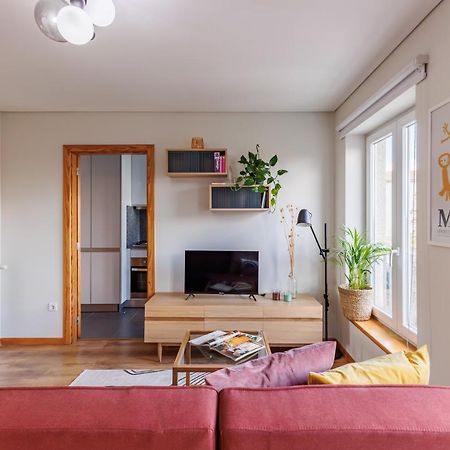 A Pop Of Color By Lovelystay Porto Ngoại thất bức ảnh